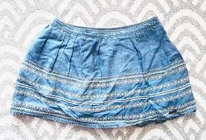 ABERCROMBIE & FITCH Chambray Soft Denim Embroidered Short Mini Skirt Medium NWT thumbnail 1
