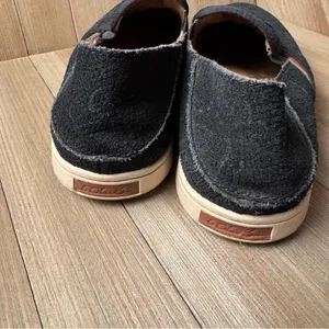 OluKai Womens 6.5 Black Snake Embossed Suede Leather Slip‎ On Loafers Shoes thumbnail 4