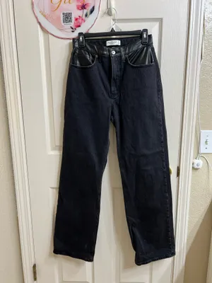 Abercrombie & fitch Mixed Fabric High Rise 90s Relaxed Jean size 27 thumbnail 2