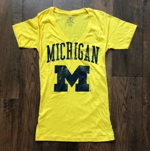 MICHIGAN yellow tee shirt, Size L Size L thumbnail 1