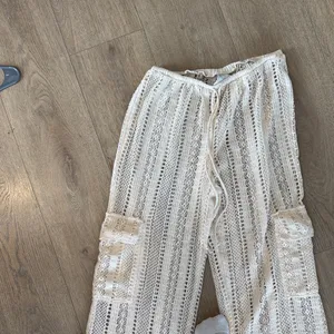 Chic Lace Wide Leg Pants in Cream thumbnail 3