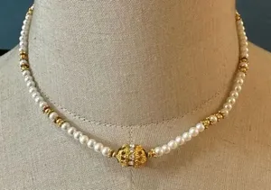 Faux pearl gold tone beaded necklace thumbnail 1
