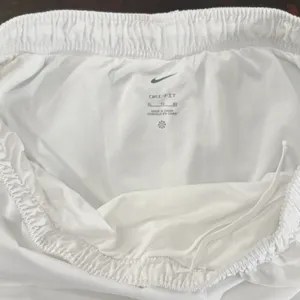 Nike Dri-FIT Running Shorts Women’s White Lined Athletic Training 831558-100 XL thumbnail 8