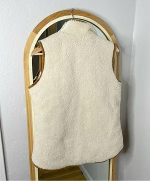 Old Navy cream Sherpa zip up vest thumbnail 5