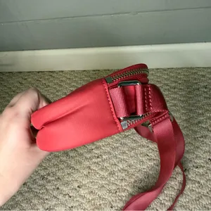 Lululemon Wunder Puff Crossbody Camera Bag 2L in Vintage Rose Crossbody Purse thumbnail 11