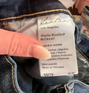 Kancan Dark Wash Skinny Jeans size 25 thumbnail 5