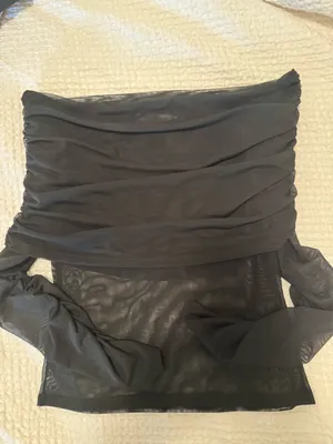 NA-KD Mesh Off-The-Shoulder Black Top thumbnail 2