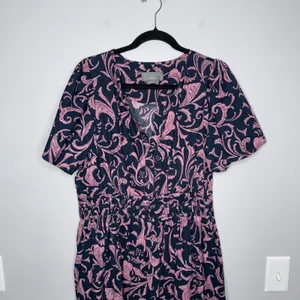 Anthropologie Maxi Dress Women XL Navy Pink Smocked Tiered Cotton Excellent thumbnail 3