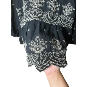 American Eagle Black Embroidered Flowy Blouse‎ Size S thumbnail 4