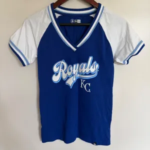 New‎ Era Kansas City Royals MLB V-Neck Graphic T-Shirt Blue White Womens Small thumbnail 1