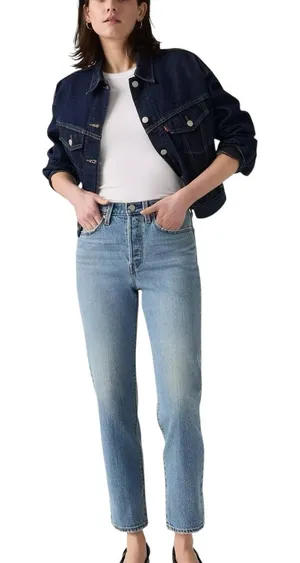 Levi's Premium Wedgie Straight Fit Cheeky Jean Sz 30X27” (10) Crop Med Wash thumbnail 1