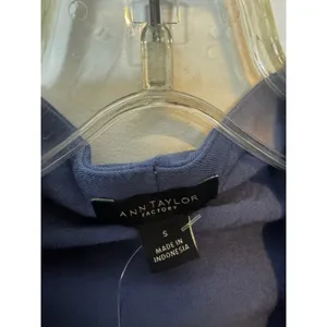 Brand New Ann Taylor Women's Small S Blue Dream V Neck Sleeveless Tank Blouse thumbnail 5
