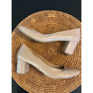 CL by‎ Laundry Nude Patent Block Heel Pumps Round Toe Shoes Size 8.5 ACF-001 thumbnail 10