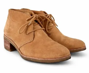 Clarks Originals Phenia Carnaby Tan‎ Brown Leather Chukka Lace Up Heel Boots thumbnail 1