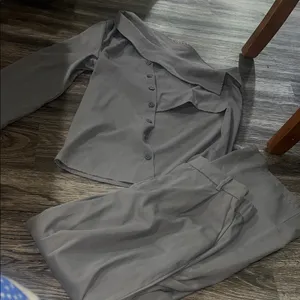 SHEIN Gray Off-Shoulder Pantsuit thumbnail 1