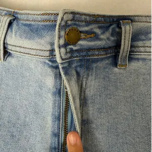 Rip Curl Women's 27 Light-Wash High-Waist Wide-Leg Frayed Jeans thumbnail 2