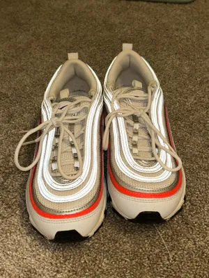 Nike Tennis Shoes thumbnail 2