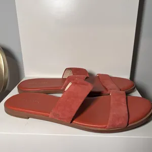 Cole Haan Women's Findra‎ II Slide Sandal Cinnabar Suede Sz 9B thumbnail 3