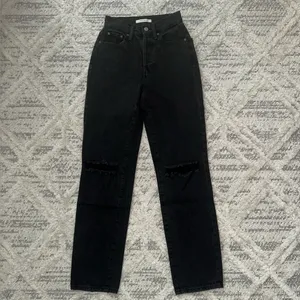 PacSun Black Distressed Dad Jeans thumbnail 6