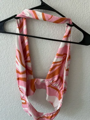 Princess Polly Halter Top thumbnail 3