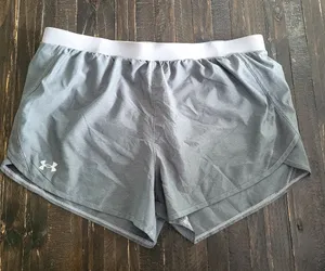 Under Armour Running Shorts Size XL thumbnail 1