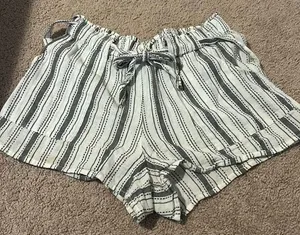 Planet Gold Linen Beach Short thumbnail 1