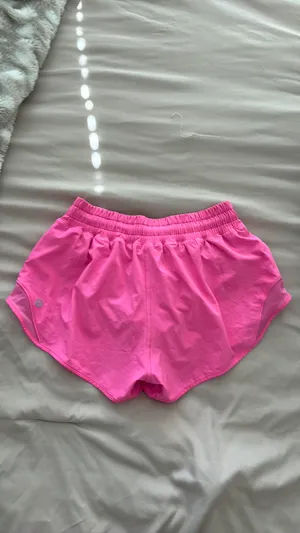 Lululemon Shorts Hotty Hot 2.5" thumbnail 2