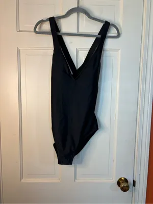 J Crew size 4 High Support Cross Back One Piece Swimsuit Deep V-neck black NWT thumbnail 7