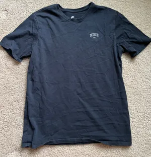 T-Shirt thumbnail 1