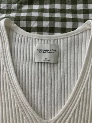 Abercrombie Sweater thumbnail 2