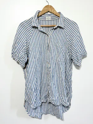 Aritzia Wilfred Free Boyfriend Linen Shortsleeve Shirt Striped Blue Size Large thumbnail 2
