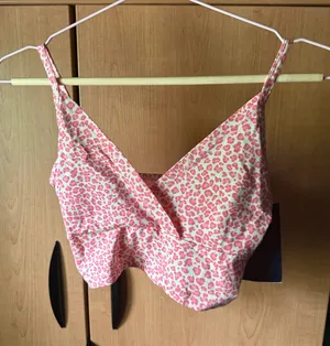Brandy Melville Cropped Tank Top pink cheetah thumbnail 1