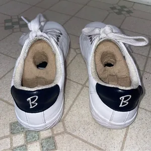 Blu D’or Memory Foam Slip On Leather Sneaker Women Size 6.5 Casual Coastal thumbnail 4