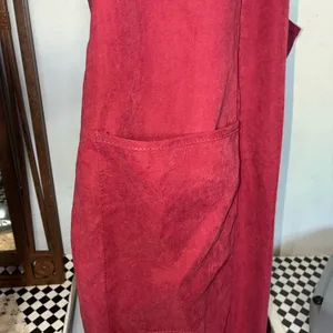 Relaxed Crimson Linen thumbnail 3