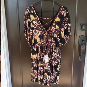 NWT Free People On The Edge Romper Black Floral Size Medium Retail $108.00 thumbnail 10