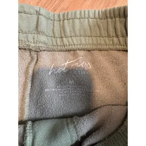 Alix Earle Hot Mess Sweatpants Size Medium thumbnail 4