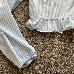 H&M Blouse Long Sleeve Ruffled Collar and Hem Blue Vertical Stripes Zip Small thumbnail 5