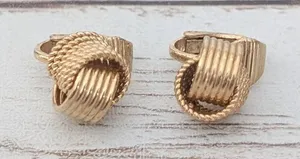 Vintage Avon Clip On Earrings - Pretty Gold Tone Interlocking Design 3/8" thumbnail 1