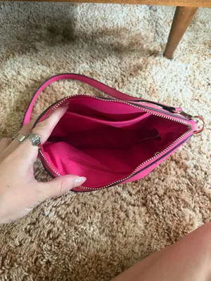Pink shoulder bag thumbnail 2