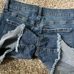 Kensie dark wash denim jean shorts thumbnail 6