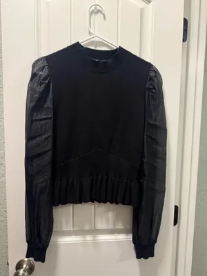 English Factory Top Puff Sleeve Black thumbnail 3