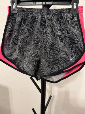Nike Shorts Dri-Fit Women’s thumbnail 2