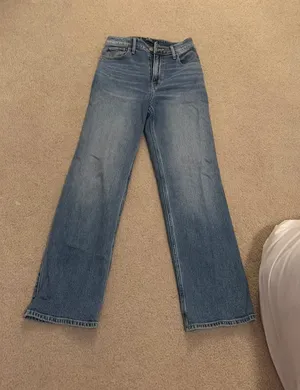 Hollister High-Rise Dad Jeans thumbnail 1