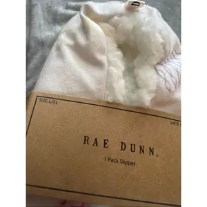Rae Dunn Easter Slipper Woman’s L/XL 8-10 NEW MSRP $18 thumbnail 5