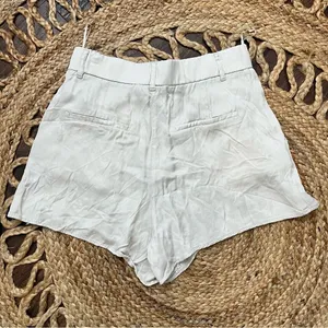 Zara Beige Flowy Shorts size Med thumbnail 3