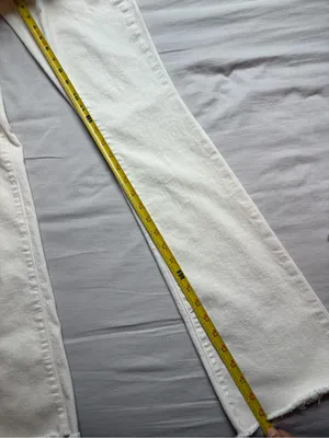L’AGENCE Ruth High Rise Straight Jeans 26 Vintage White Raw Hem thumbnail 9