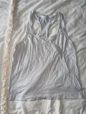 Lululemon Swiftly Cropped Tank Size 6 thumbnail 1