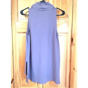 Wilfred Aritzia Nuit Blouse Purple Sleeveless V-Neck Draped High Low Hem Small thumbnail 2