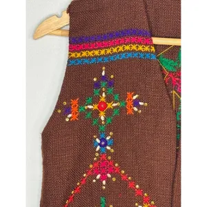 Vintage‎ Embroidered Knit Vest Womens Small Brown Boho Shell Fringe Trim thumbnail 4