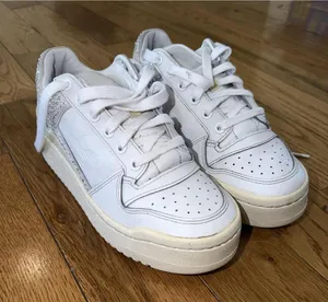Size 6.5 US Women’s Adidas Forum Bold Crystal White Women thumbnail 1